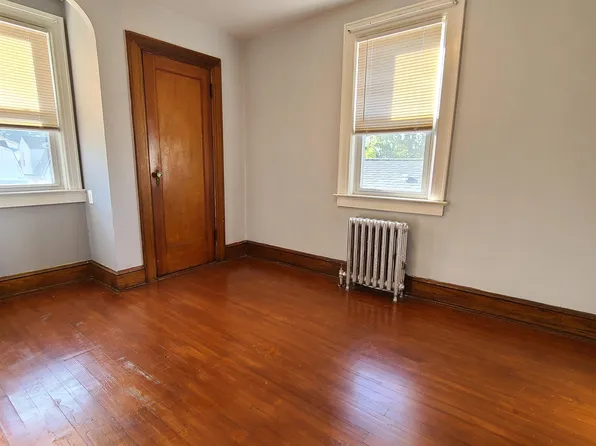 1511 40th Street image 14 of 22