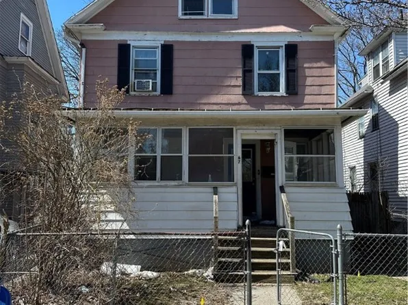 67 Arch St, Rochester, NY 14609