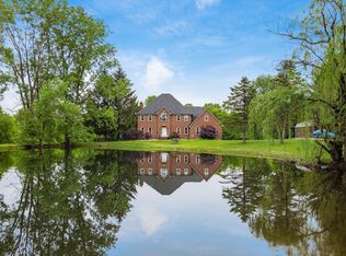 10241 Watkins Rd SW, Etna, OH 43062