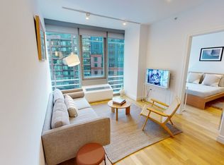 550 W 54th St APT 1430, New York, NY 10019