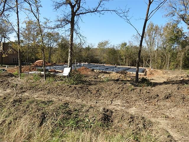 1st image of 2928 Cathleen Ln