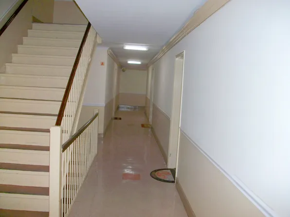 2240 Burnett Street image 22 of 26