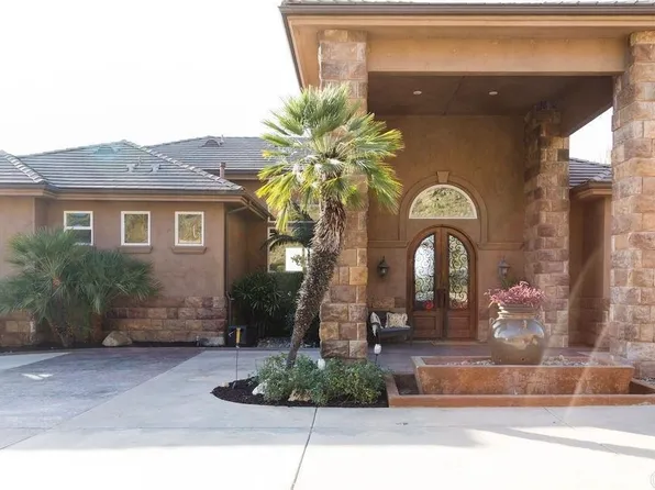 9124 Shadow Hill Rd, Santee, CA 92071
