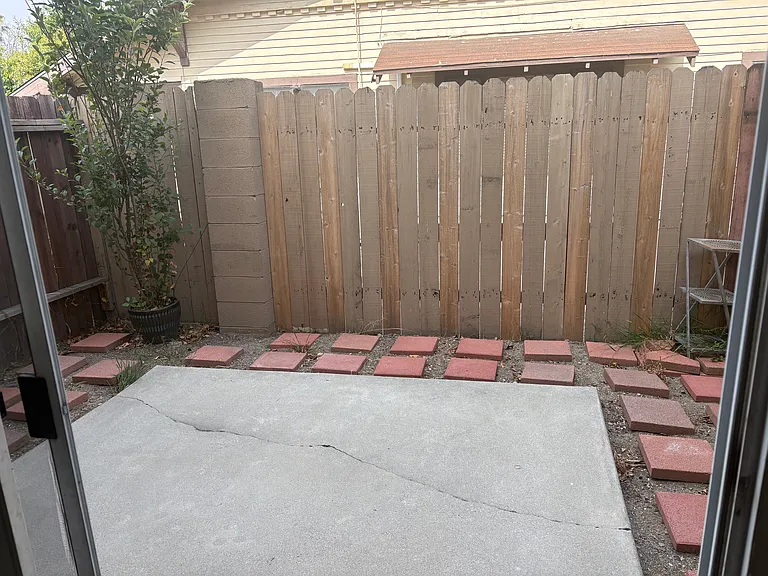 615 E Colorado Blvd #B — Photo 21