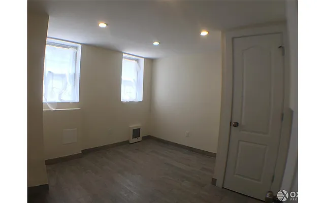 Rented by Oxford Property Group | media 5