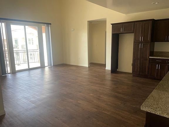 5th image of 14105 Chadron Ave #204