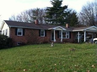 1419 Streaker Rd, Sykesville, MD 21784