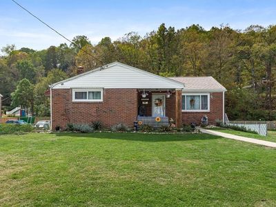 12490 Adams Dr, North Huntingdon, PA, 15642
