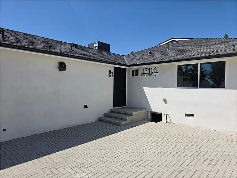 17103 Kingsbury — Photo 30