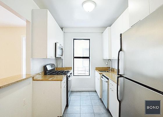 3rd image of 80 Fort Washington Ave APT 33