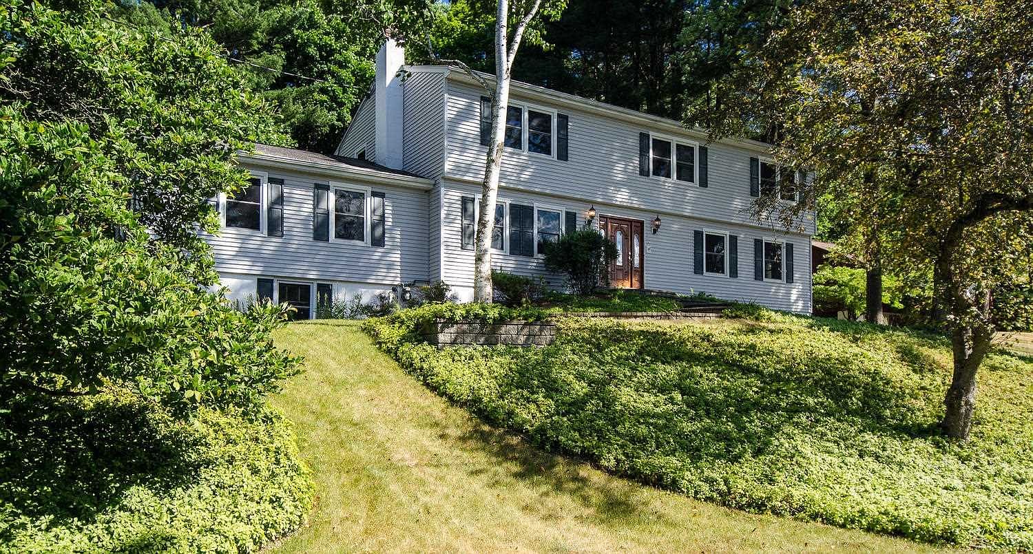 17 Old Mill Dr, Poughkeepsie, NY 12603 Zillow