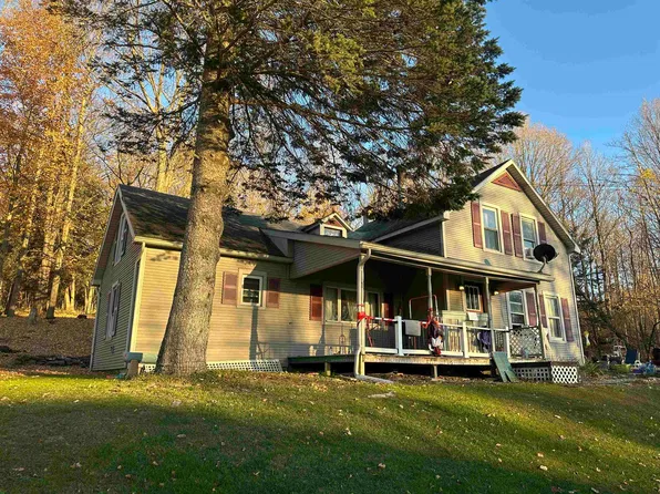 123 Fairfield Hill Road, St. Albans Town, VT 05478