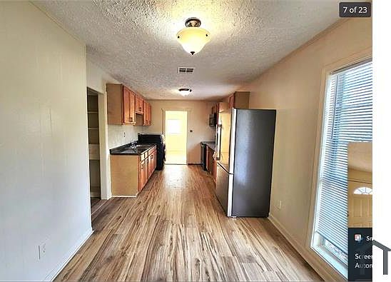 5th image of 1616 Yarbrough St
