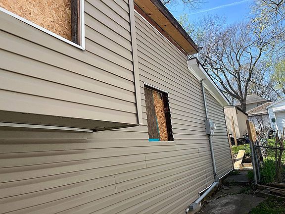2nd image of 344 Oakley Ave