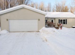 5385 Old Stagecoach Dr, Alanson, MI 49706