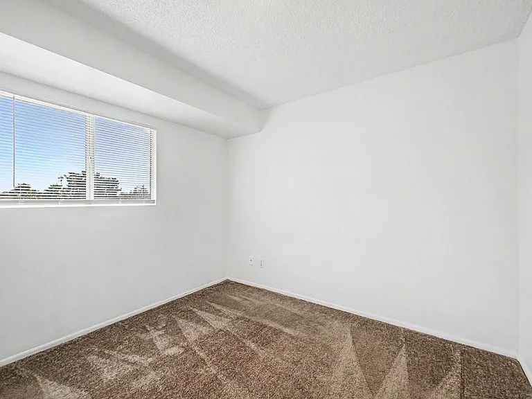4522 N 15th Ave — Photo 24