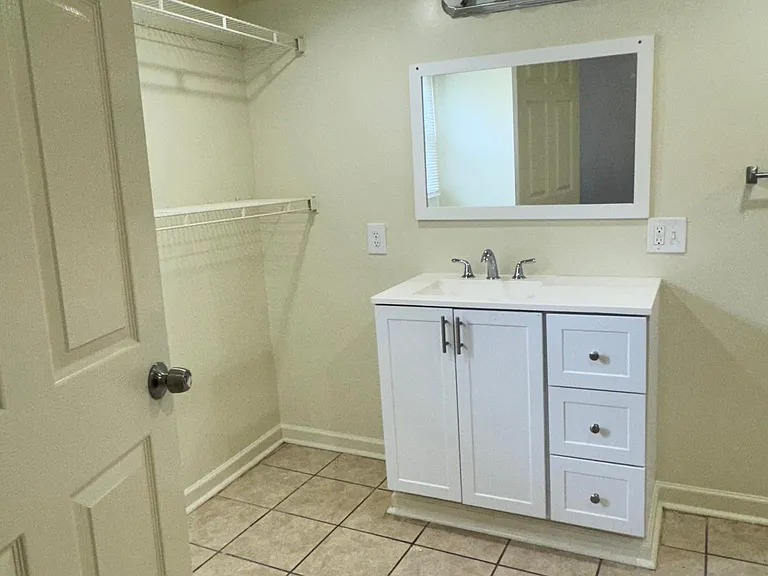 204 Corban Ave SW — Photo 9