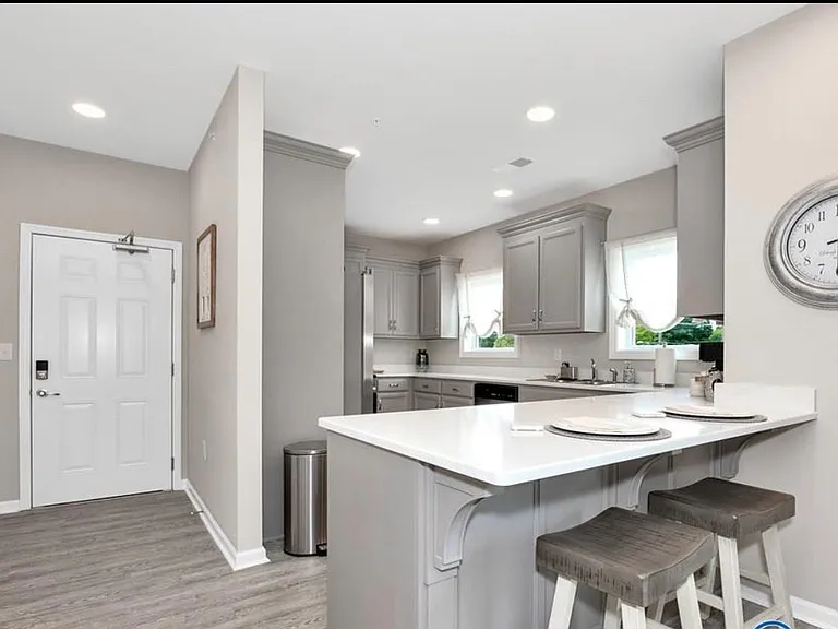 3111 Ivy Ave SW #A1 — Photo 9