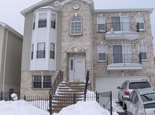 30-32 Vine Ave, Irvington, NJ 07111