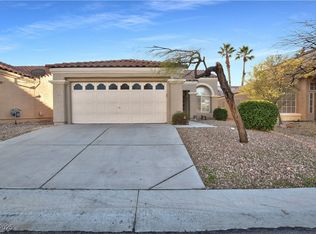 8041 Pottery Creek Dr, Las Vegas, NV 89128