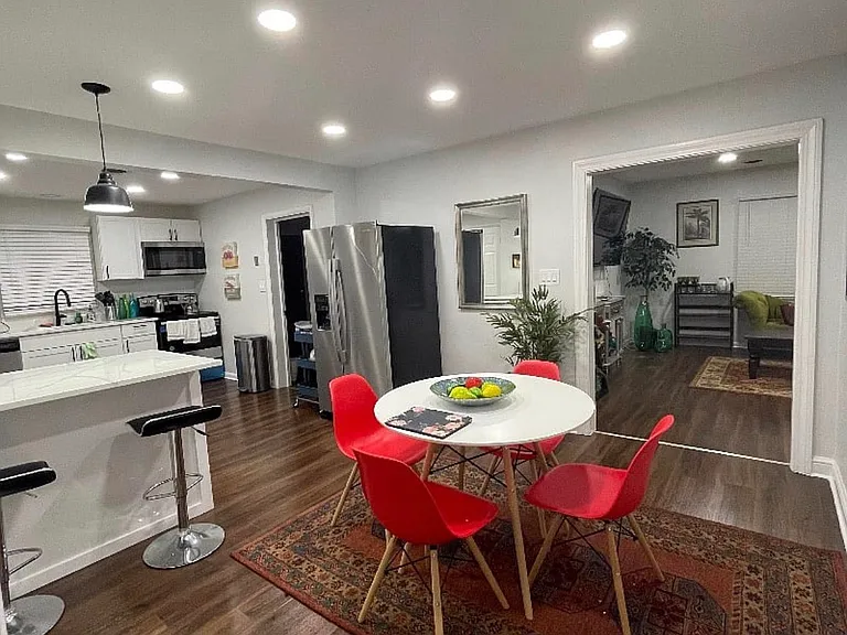 5003 Barnaby Ln #2 — Photo 9