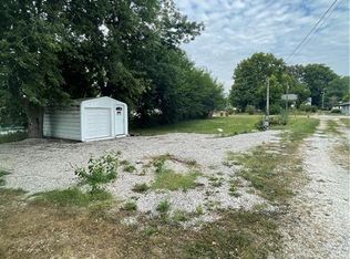 313 E Nebraska St, Ladoga, IN 47954