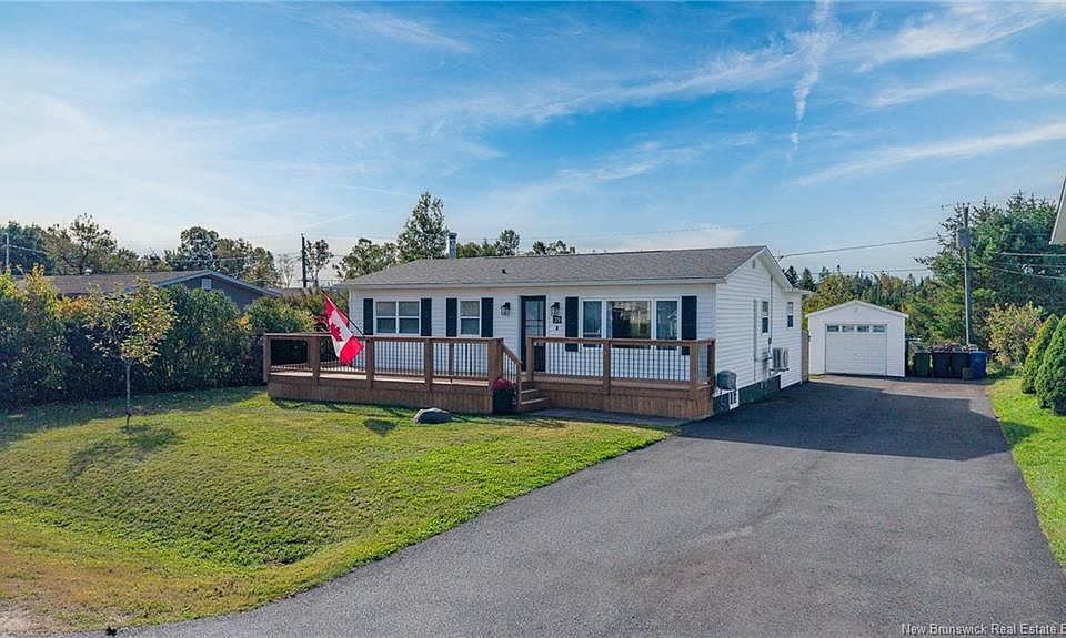 1st image of 39 Thompson Dr