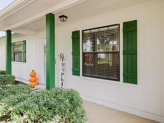 3rd image of 8052 Cindy Dr