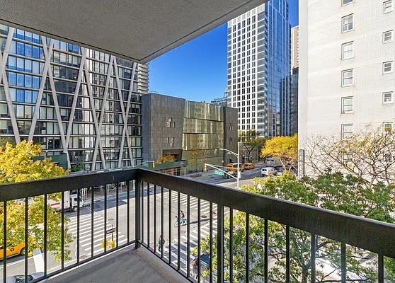 Rented by Mirador Real Estate | media 13