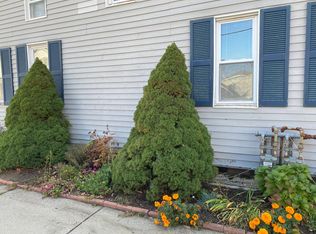 93 Walnut St #R, Nashua, NH 03060