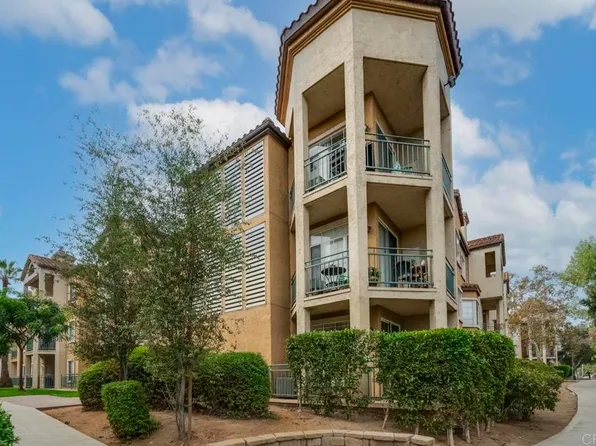 2020 Camino De La Reina Unit 115, San Diego, CA 92108