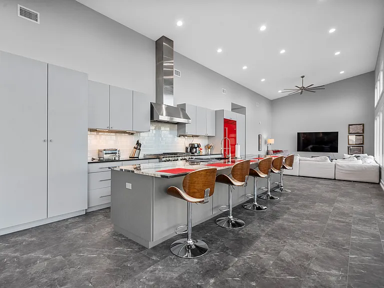 628 Mount Riante Rd — Photo 42