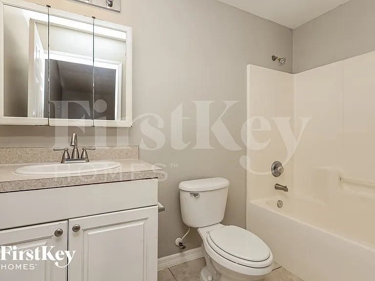 1113 Harry Ave S — Photo 11