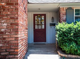 1704 N Alexander Ln, Bethany, OK 73008