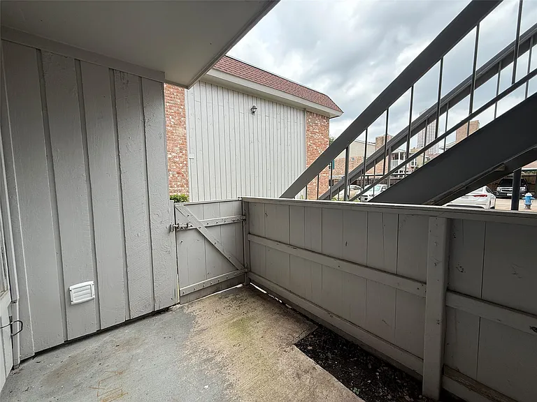 2250 Bering Dr #39 — Photo 5