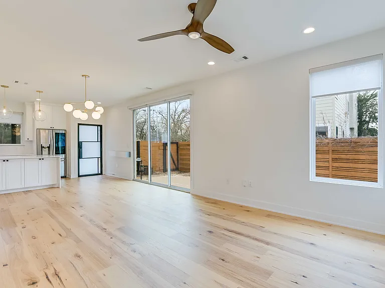 1106 Walton Ln #A — Photo 15