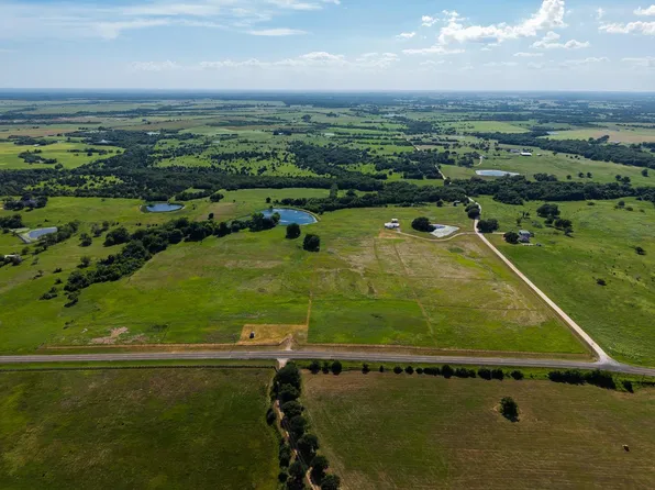 8019 N Fm 1371 Rd, Bellville, TX 77418