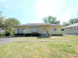 343 Hawthorne Cir, Creve Coeur, IL