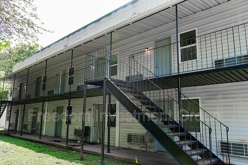 1st image of 1806 Minnis Ave #6