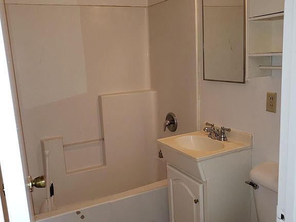 5th image of 4344 Mayflower Way