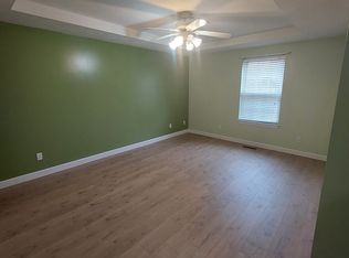 4065 Manor Dr, Jasper, IN 47546