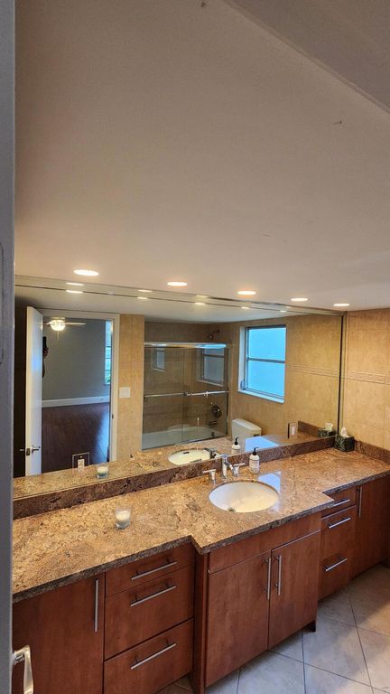 2851 S PALM AIRE Drive #101, photo 8