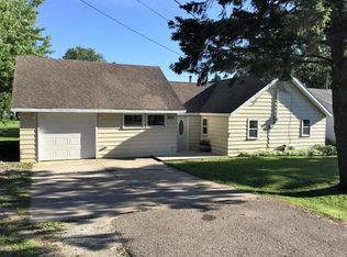 503 2nd St NW, Dodge Center, MN 55927