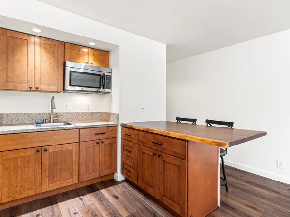 75-5680 Kuakini Hwy APT 206, Kailua Kona, HI 96740