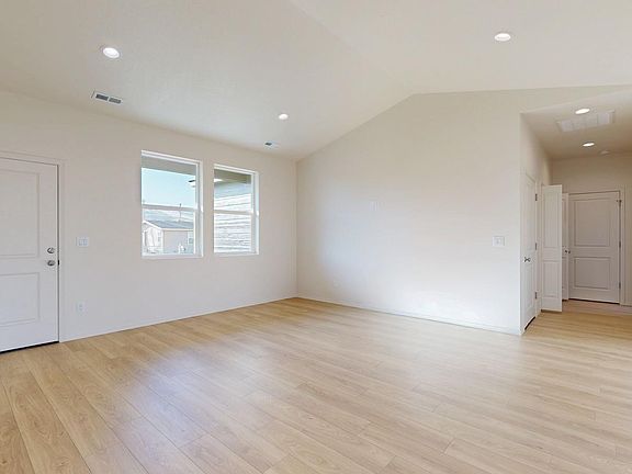 3rd image of 5604 Echo St