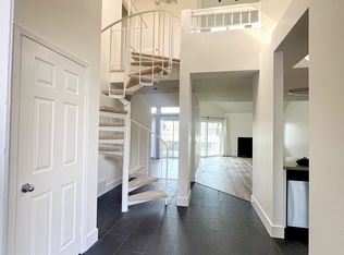19351 Bluefish Ln UNIT 203, Huntington Beach, CA 92648