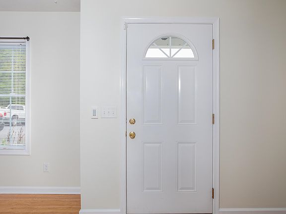 3rd image of 3145 Bethany Ct