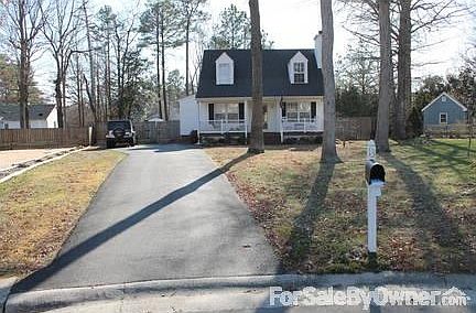 1st image of 13 Swannee Ct
