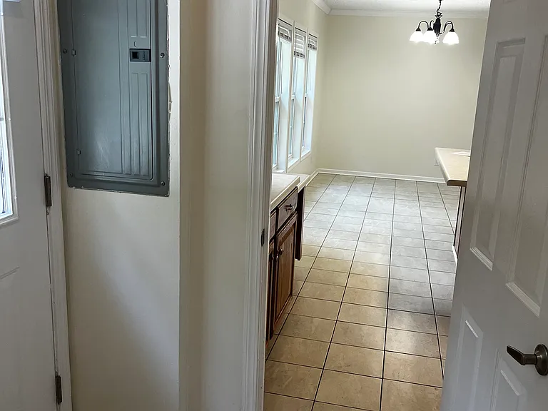 123 Kent St — Photo 26