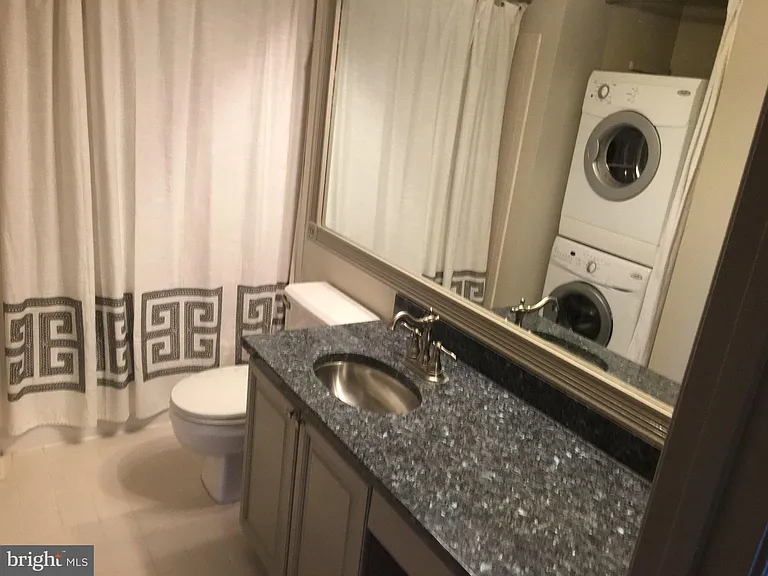 545 E Braddock Rd #101 — Photo 31